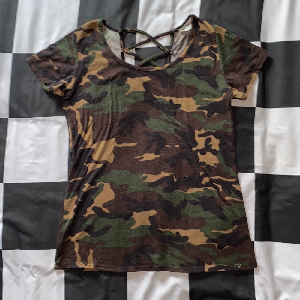 Camouflage tee shirt